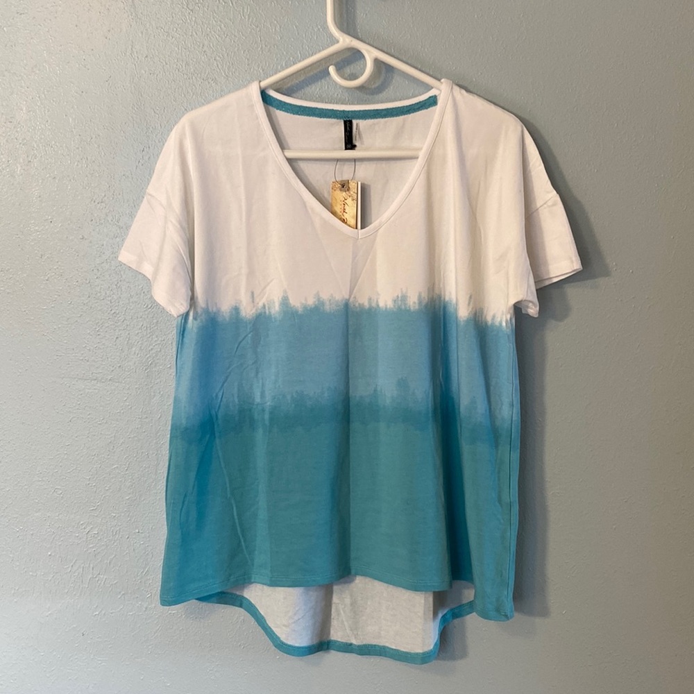 NWT North River Outfitters V-Neck, Tie-Dye T-Shirt